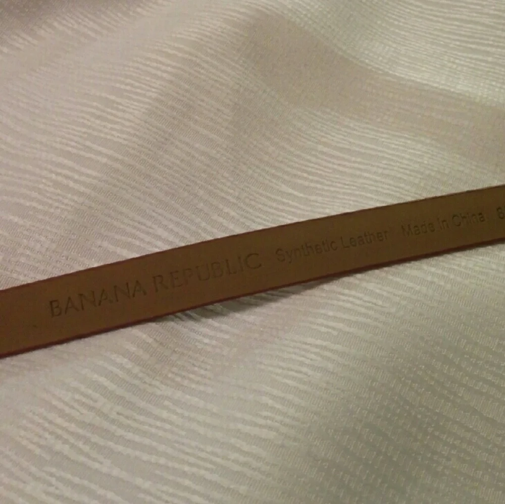 🆕 Banana Republic slim cherry red belt